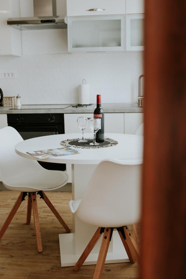 Apartman Nikola Госпич Экстерьер фото